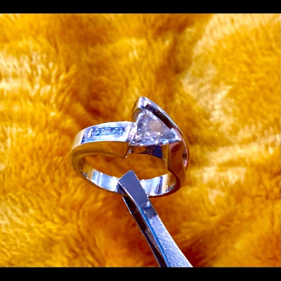 Genuine Diamond Ring, custom Trilliant cut - Picture 10 of 17